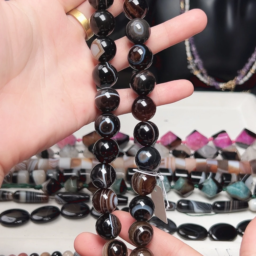 玛瑙/玉髓未镶嵌珠宝半成品c276 14m 蚕丝黑玛瑙圆珠一条