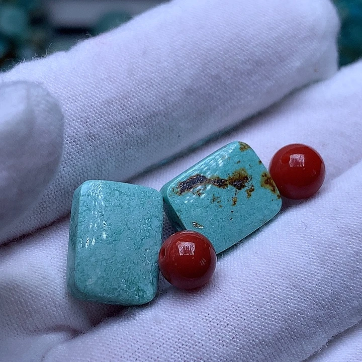 嘴***扬南红玛瑙未镶嵌珠宝奇石