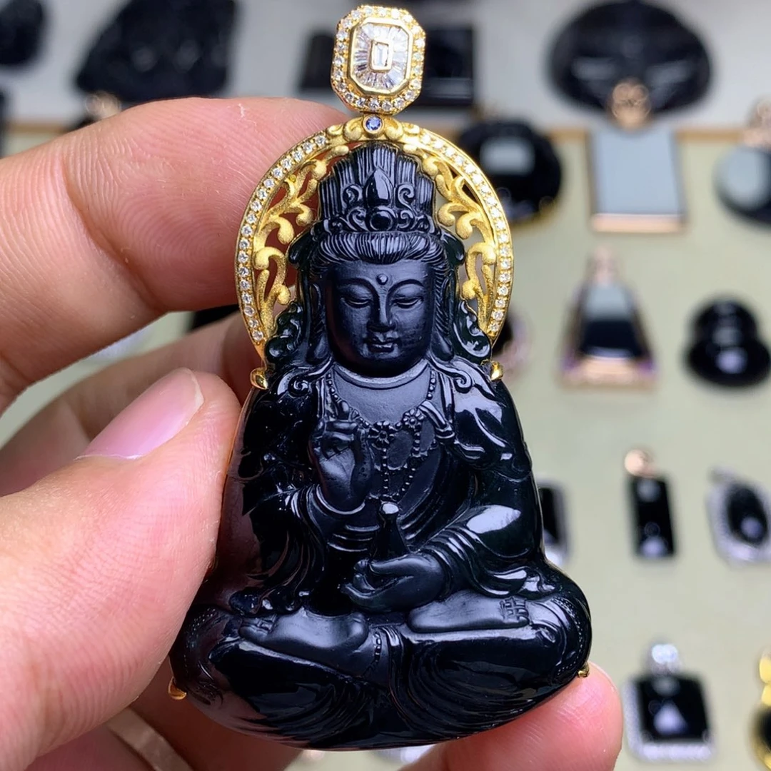 颈饰18K金镶嵌翡翠墨翠观音