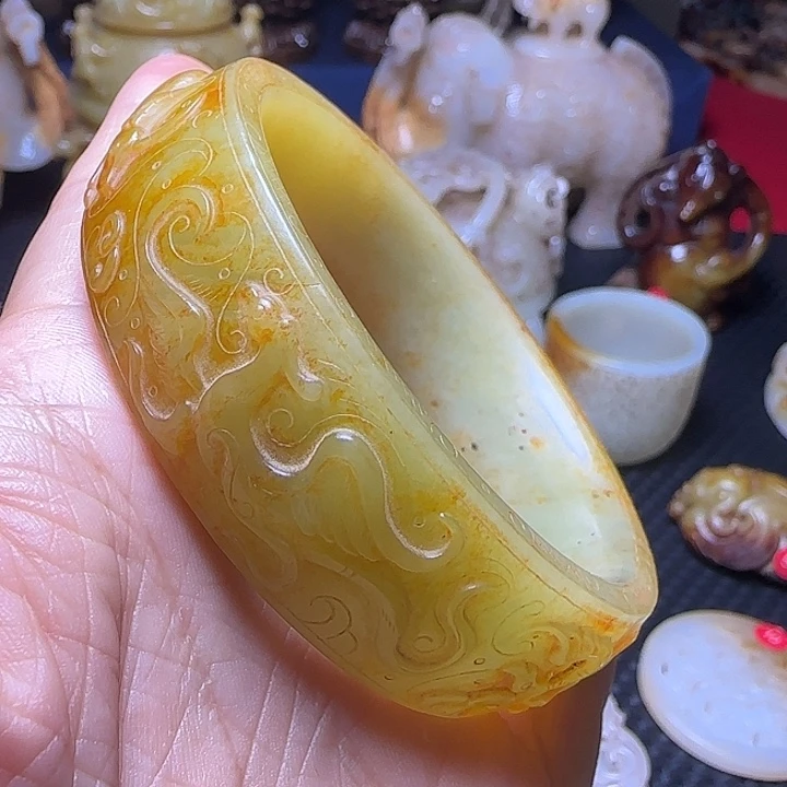 和田玉（糖玉）未镶嵌挂件多*米