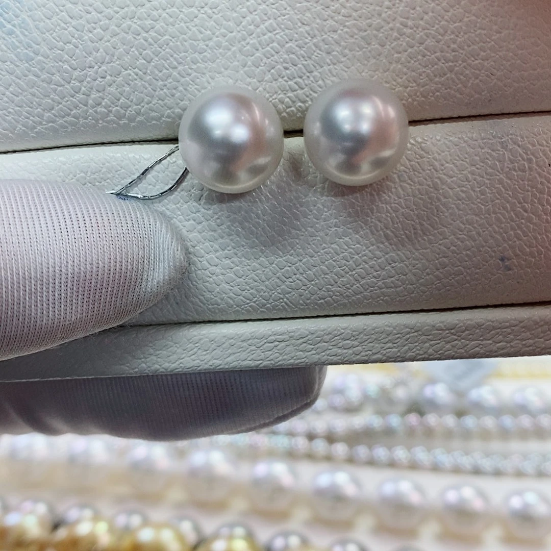 18K金镶嵌耳饰海水珍珠11-12