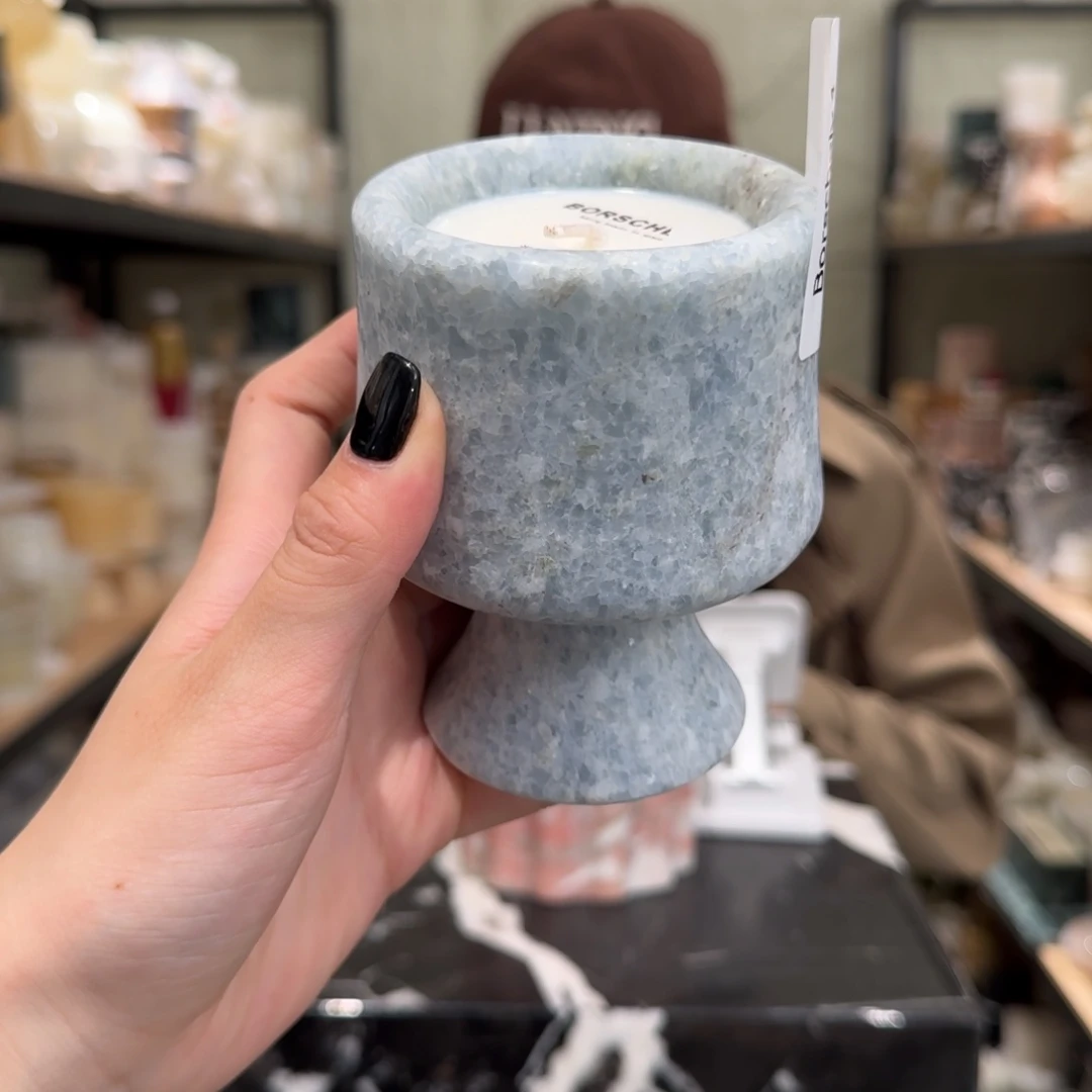 大理石t21。 钱。 油