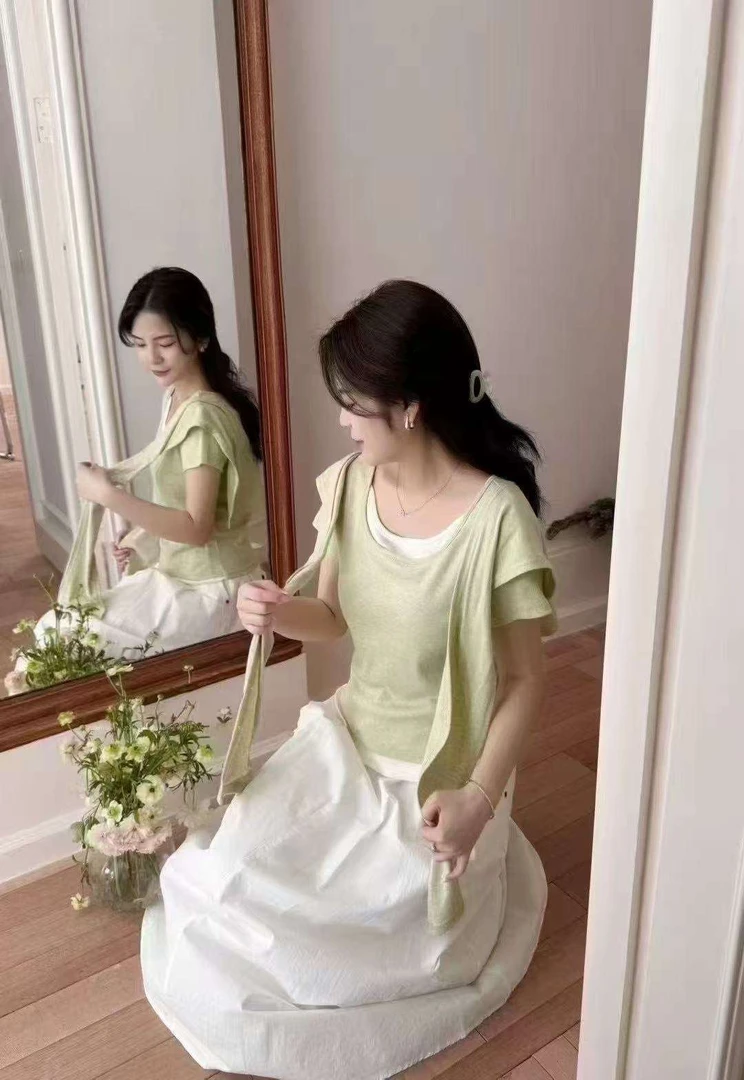 韩系简约甜美撞色拼接T恤衫披肩套装休闲时尚减龄