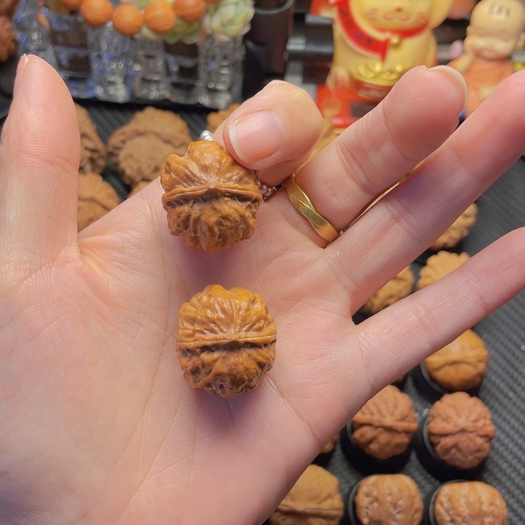 文玩核桃把件文玩核桃小精灵