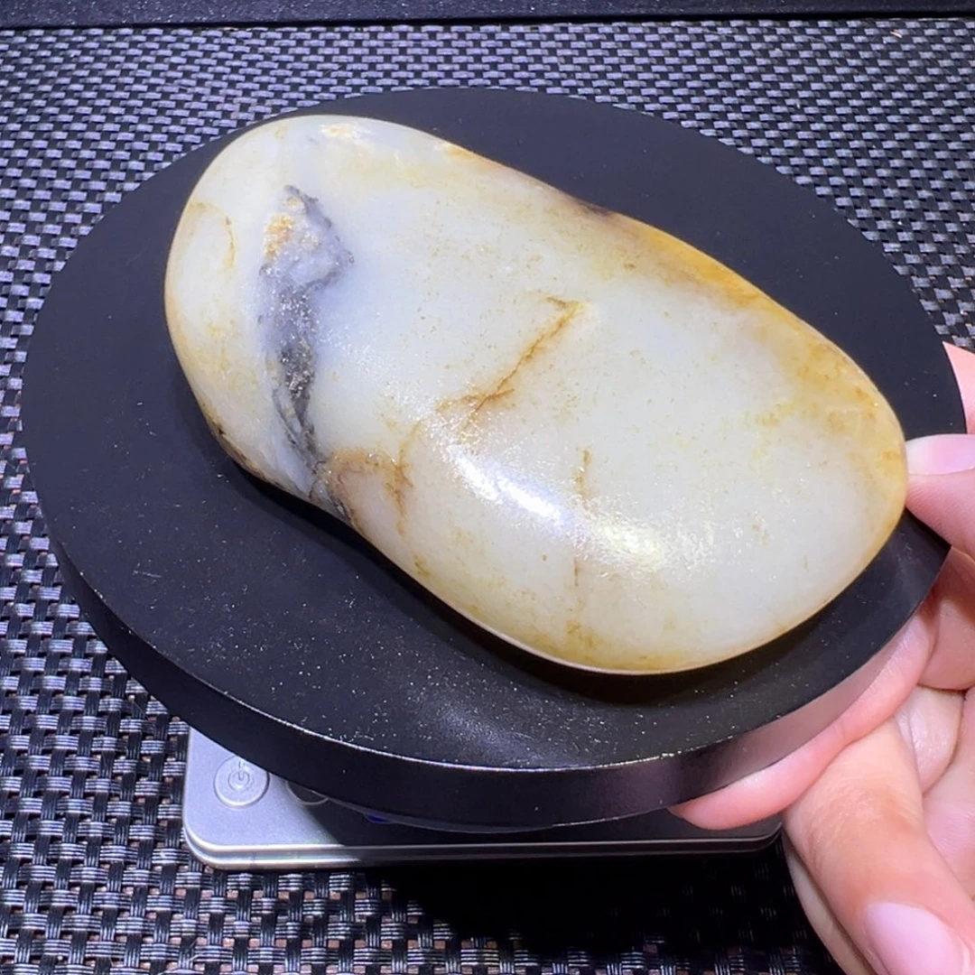 吊坠(不含链)未镶嵌和田玉（子料）228-15