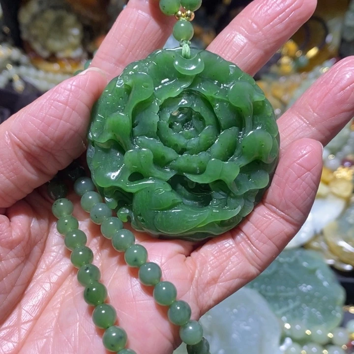 和田玉（碧玉）颈饰未镶嵌