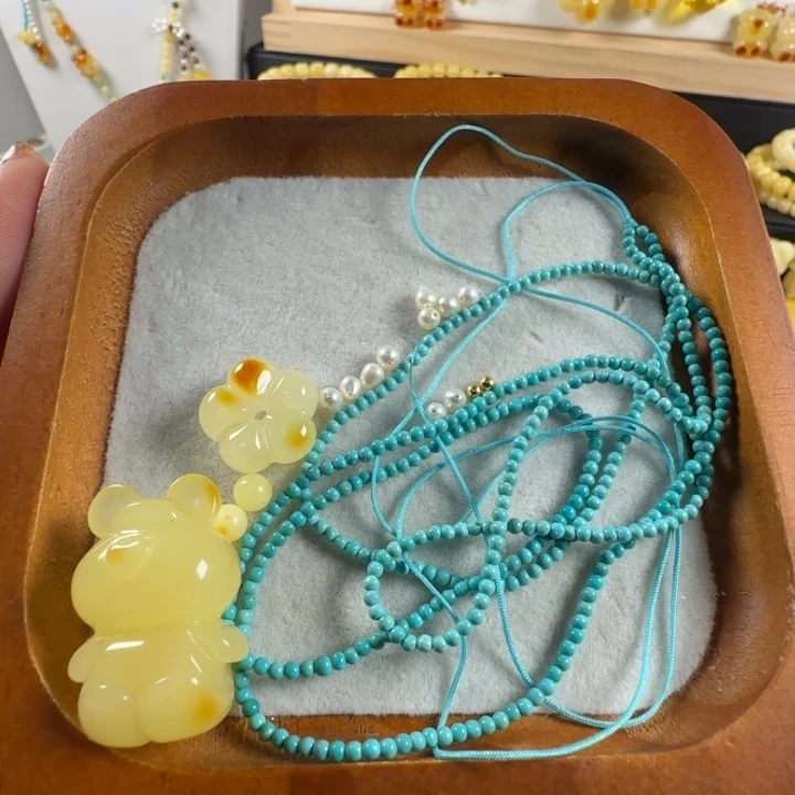 蜜蜡颈饰未镶嵌蜜蜡俏色小熊定制款吊坠项链