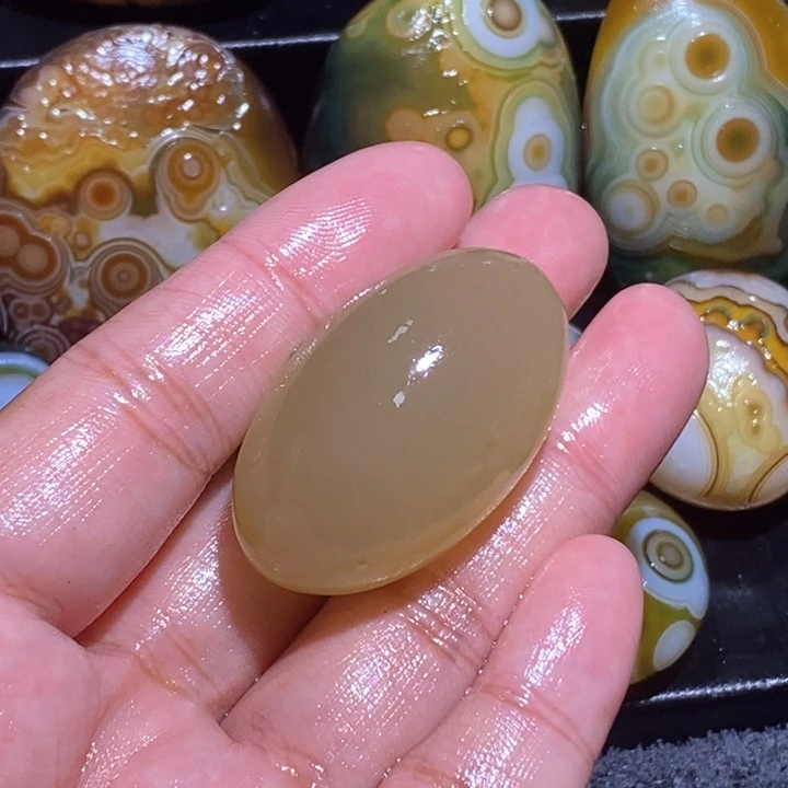 自***雄未镶嵌发饰玛瑙/玉髓