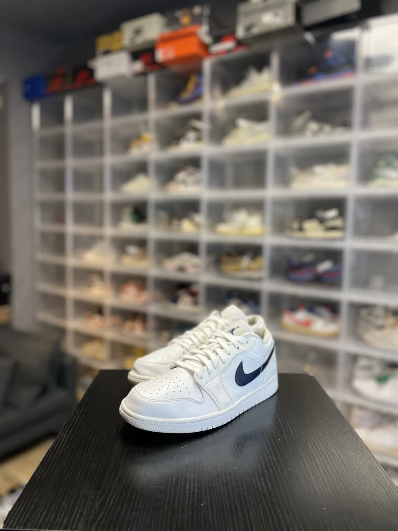 95新 MM6 aj1黑白休闲鞋/44/已精洗/