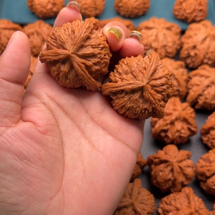 詹***峰吊坠文玩核桃8888888