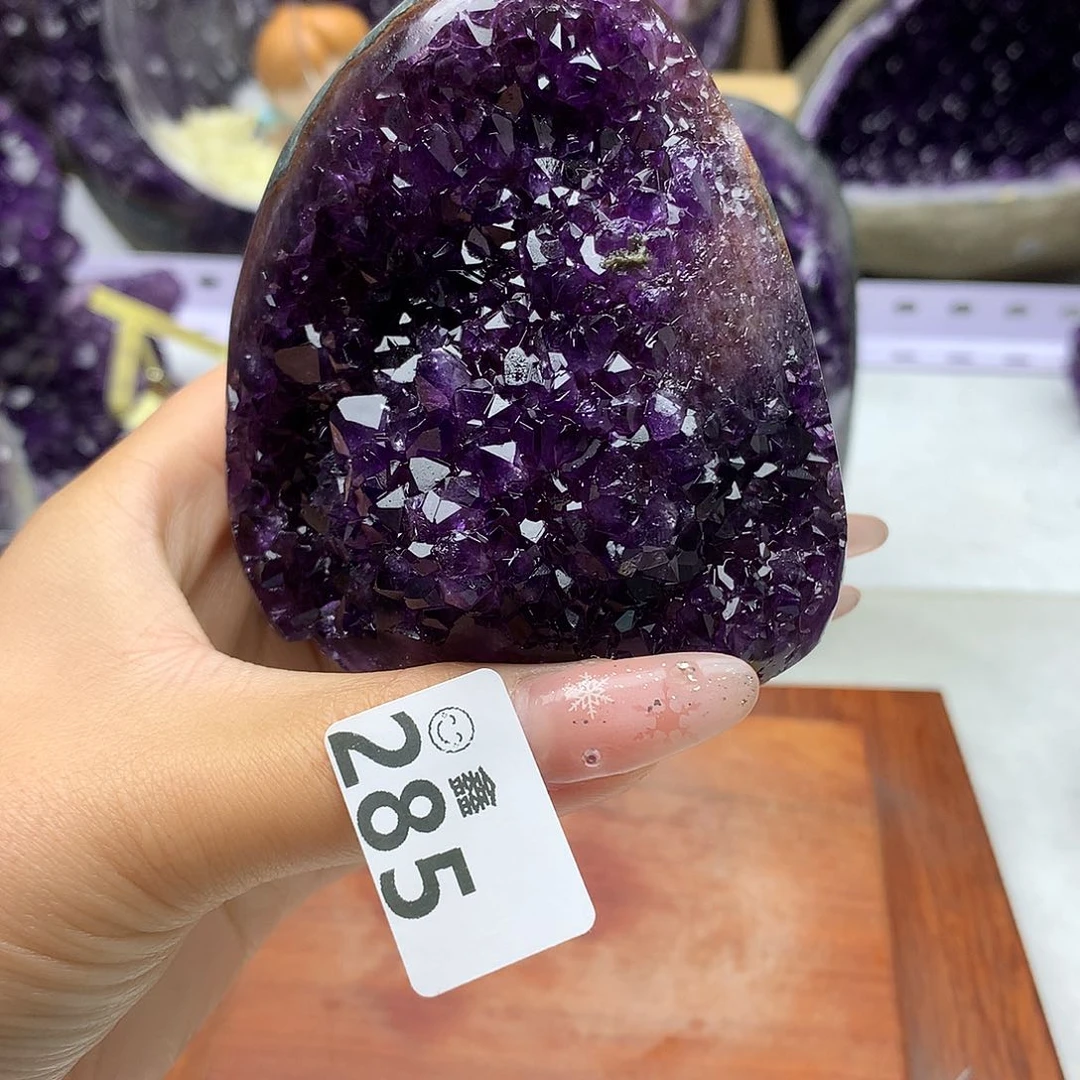 未镶嵌大型摆件（非配饰）水晶