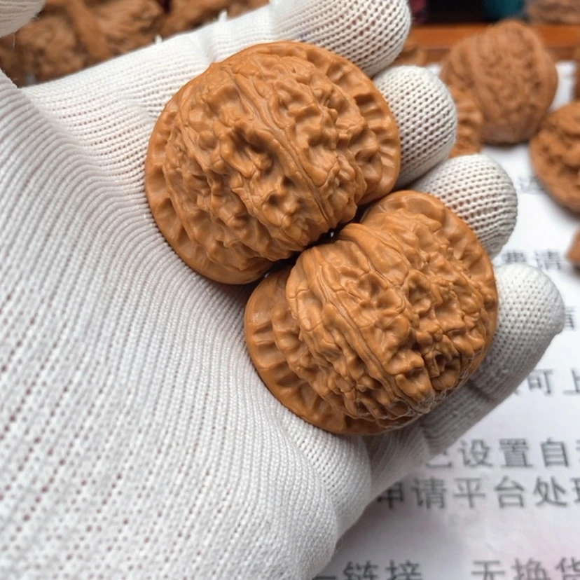 【闪购商品】把件文玩核桃7白狮子