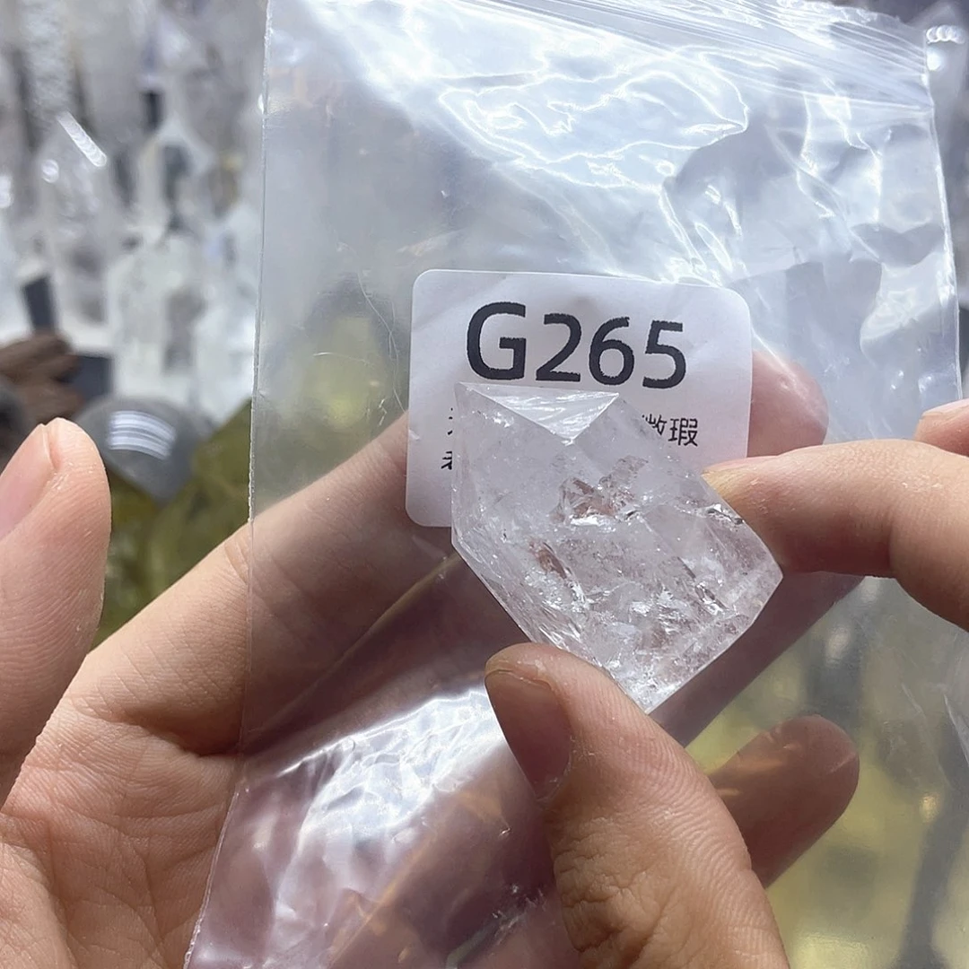 天然水晶摆件未镶嵌水晶