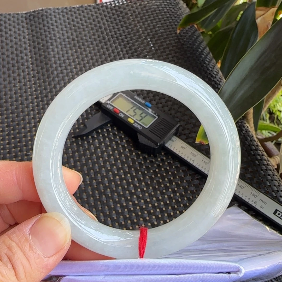 翡翠未镶嵌手镯53.5圆条手镯