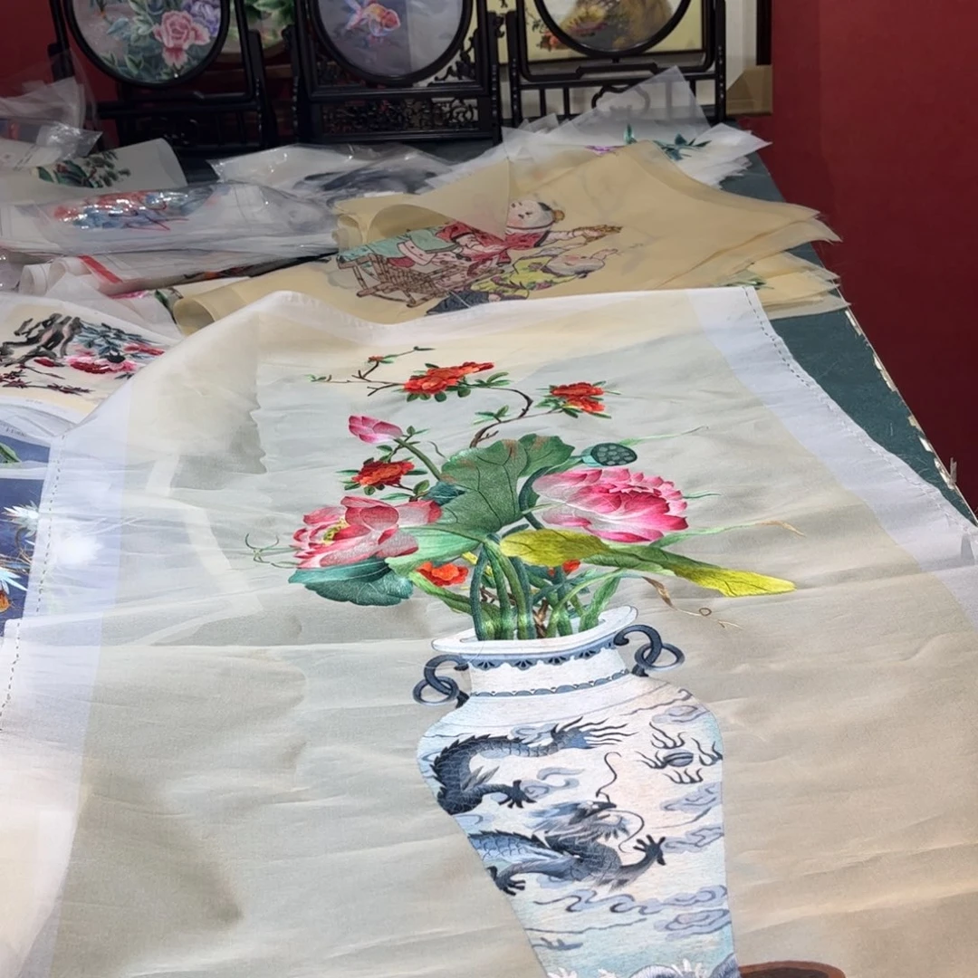 欧***茜织绣纯手工打造一位优秀