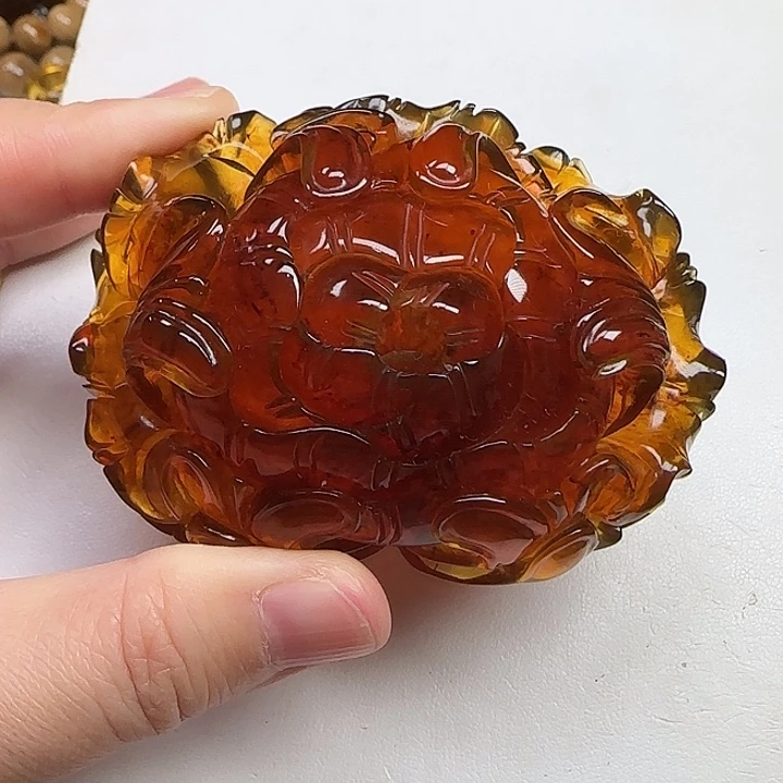 琥珀颈饰未镶嵌天然缅甸琥珀老料牡丹花大吊坠73克