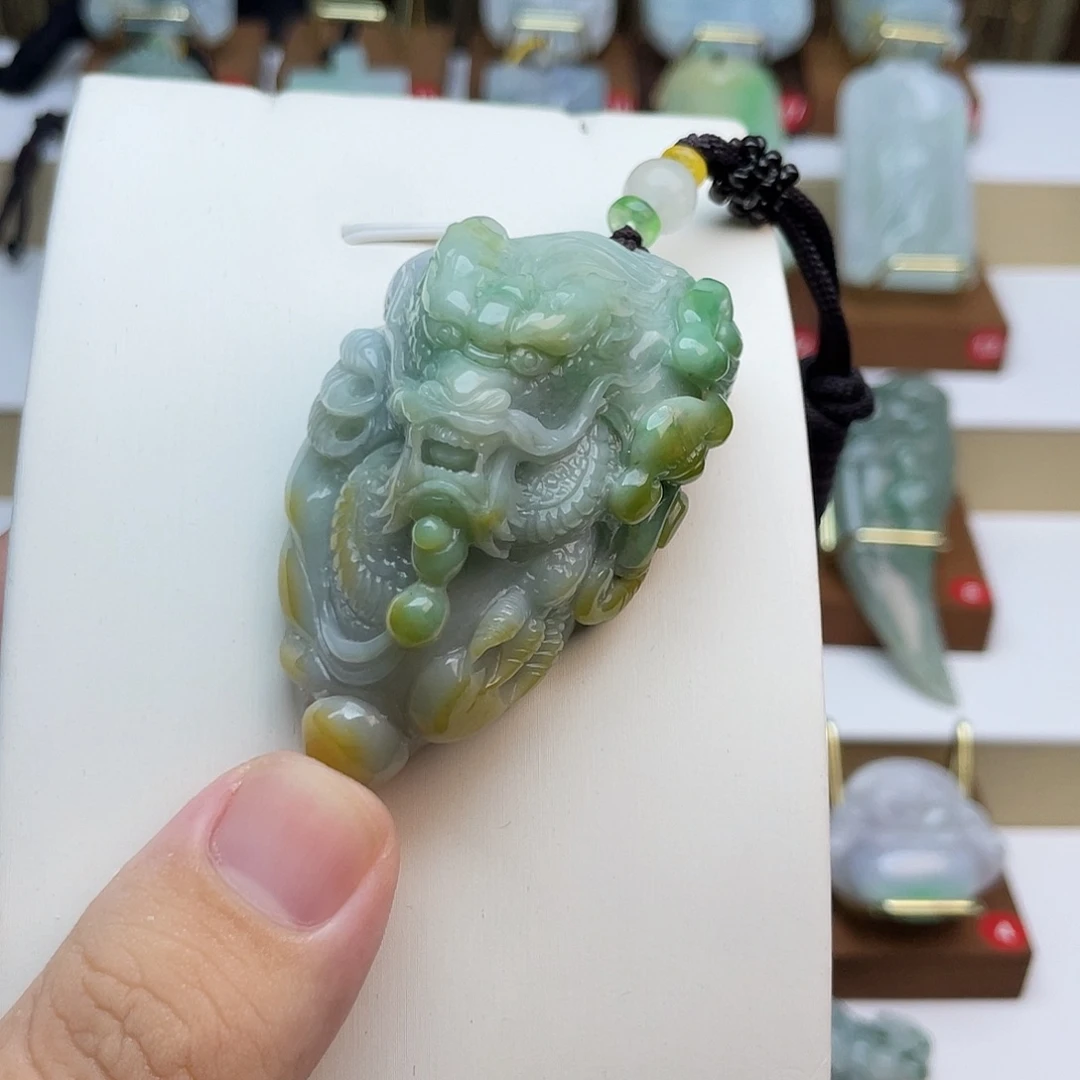 翡翠未镶嵌吊坠(不含链)孔塞