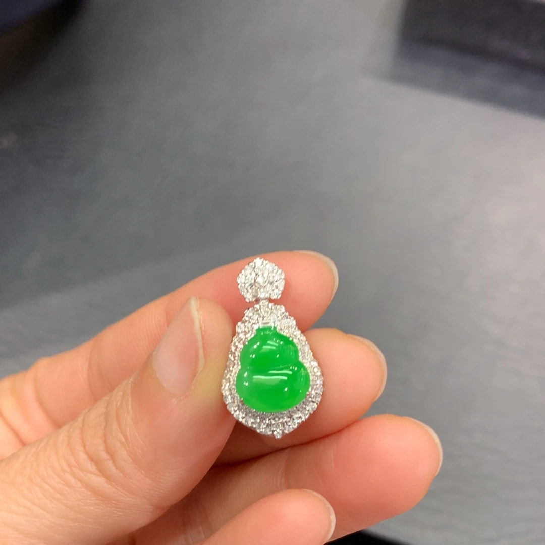 翡翠18K金镶嵌吊坠(不含链)