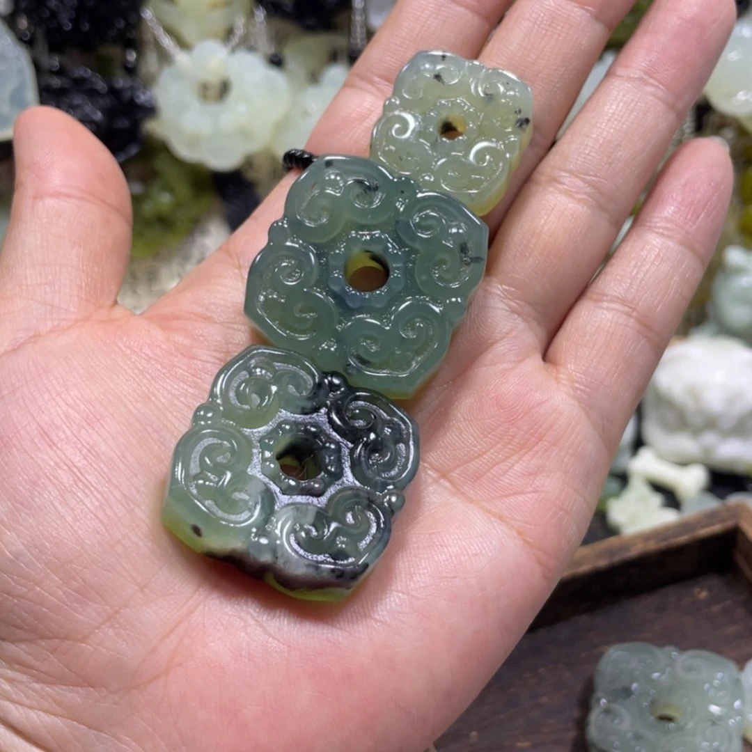 【闪购商品】岫玉颈饰未镶嵌d***y88吊坠