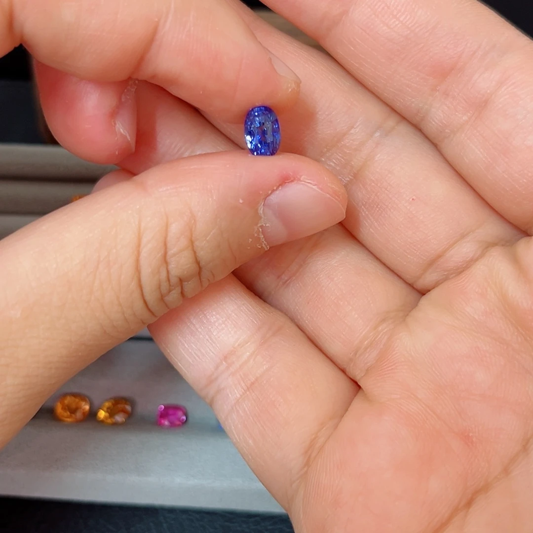 蓝宝石裸石1.66ct