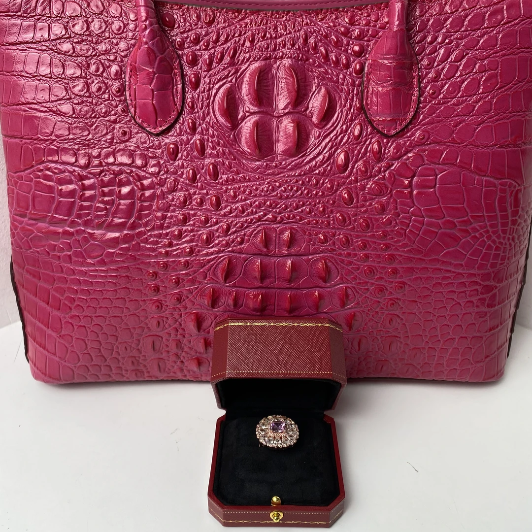 3154戒指【LIANBANGH.K】温柔浪漫樱花粉戒指赠礼盒