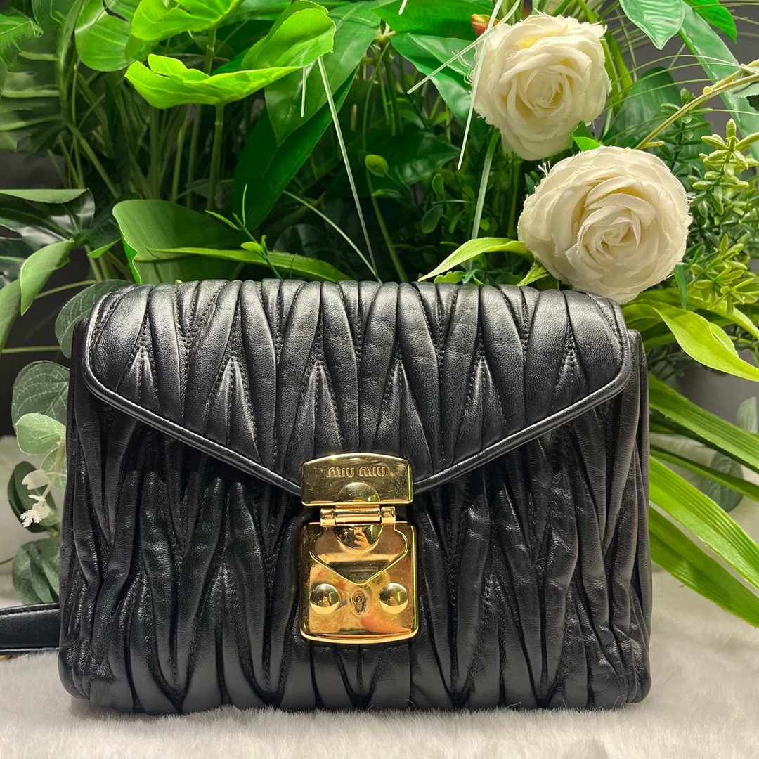 99新 MIU MIU/缪缪 黑金褶皱单肩斜挎链条包 80581