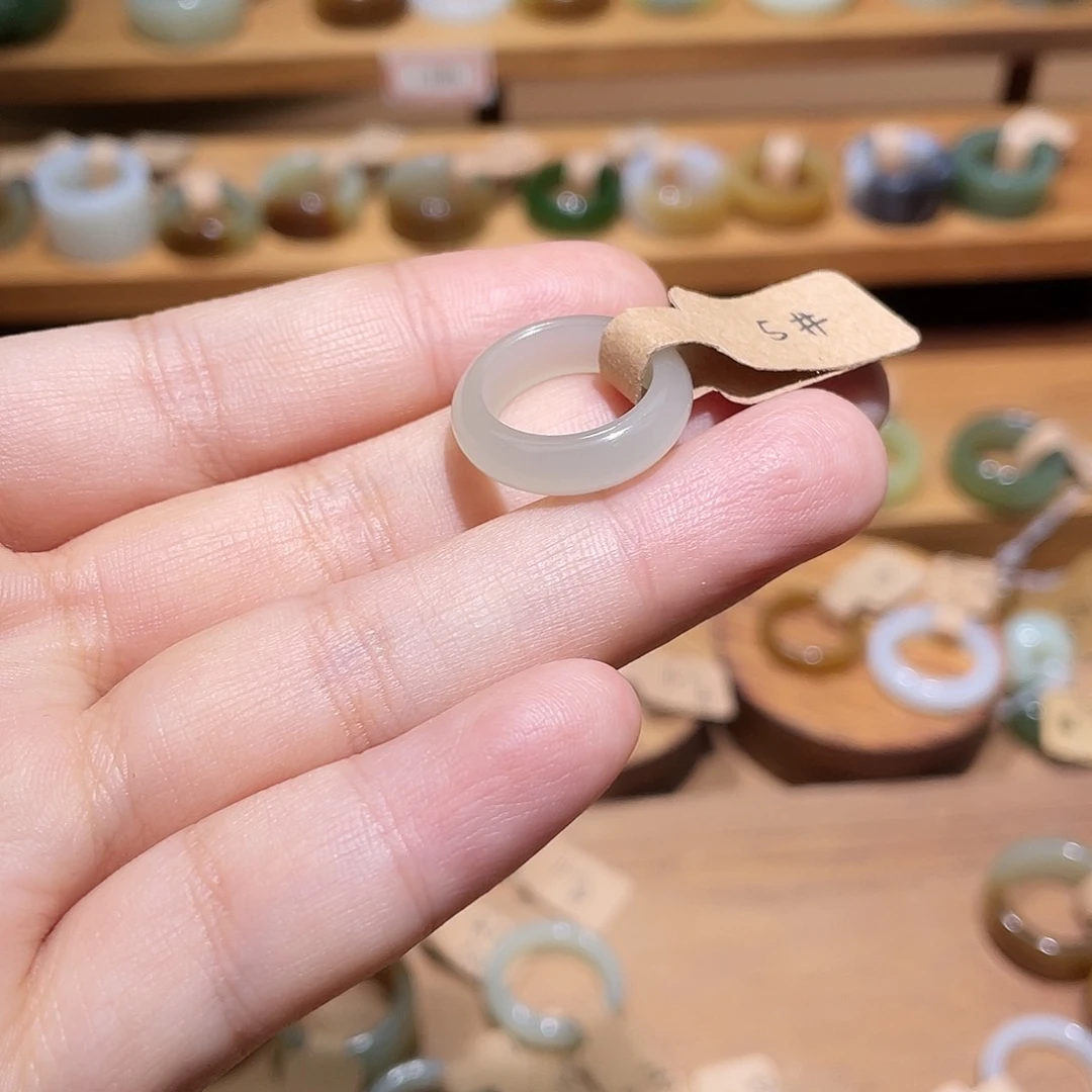 Z***k和田玉戒指未镶嵌14