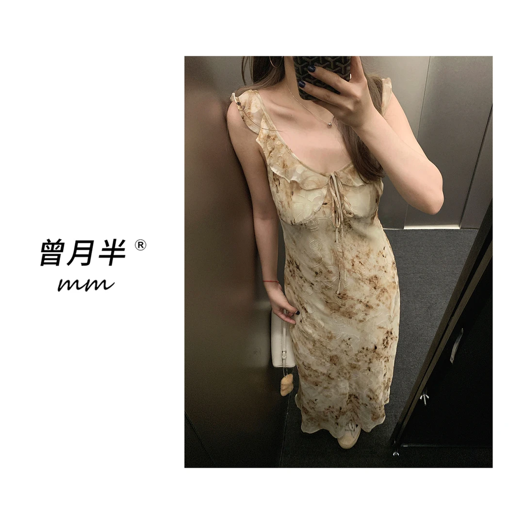 曾月半《花期少女》夏季烧花斜裁荷叶绑带吊带连衣裙！ZL102