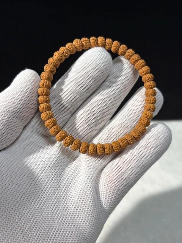 天花板金蟾精工直切手串尺寸0.7