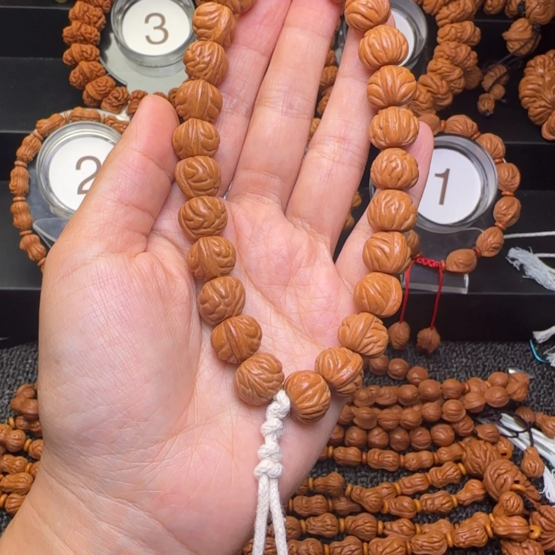 桃核手串小金豆^_^