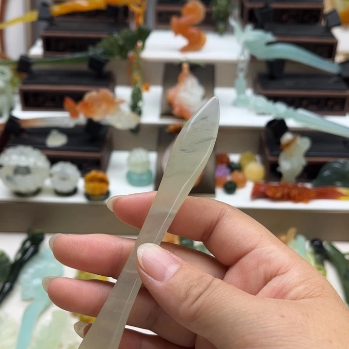 蛇纹石玉未镶嵌发簪