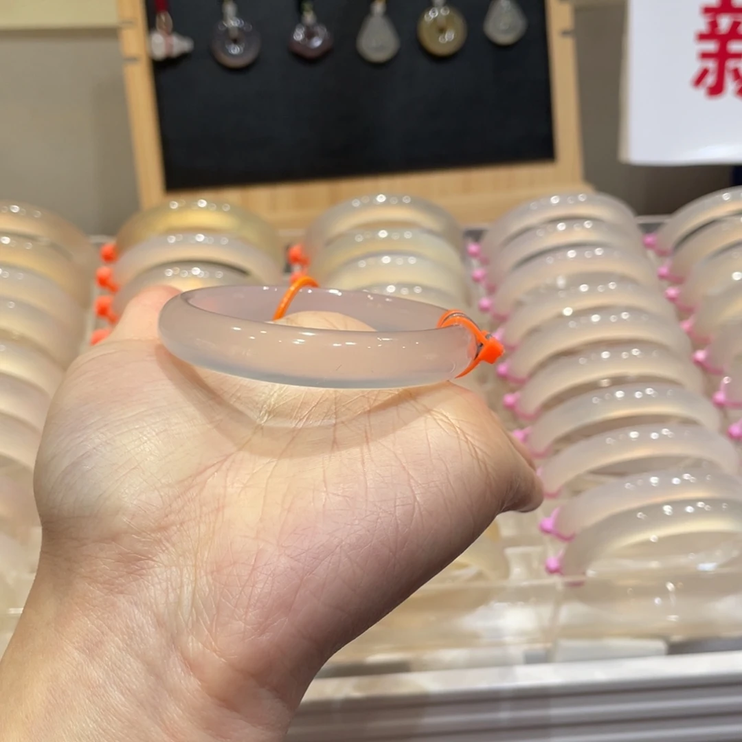 鈴***儿玛瑙/玉髓未镶嵌手镯@定向灰冰@【55】