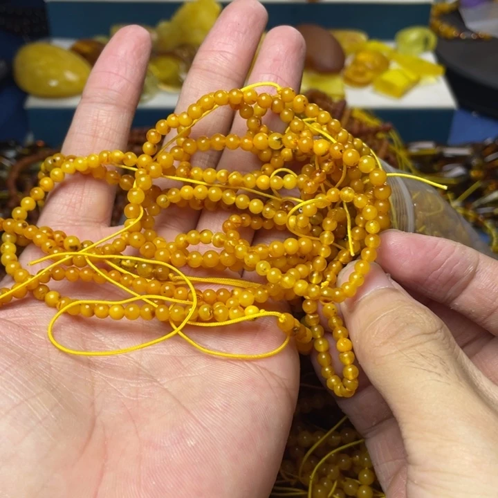 未镶嵌琥珀珠宝奇石