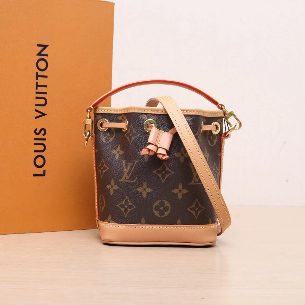 95新 LouisVuitton/路易威登 【娇活动】NOÉ 水桶包 Nano 377866