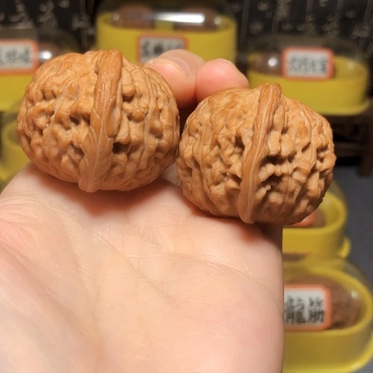 老树山地红皮石子磨