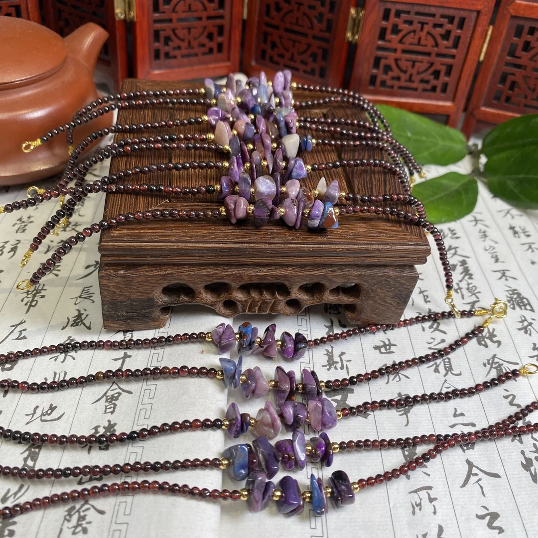 南非老矿料苏纪石舒俱来碎石随形石榴石手链多样性发一/S899宽6m+