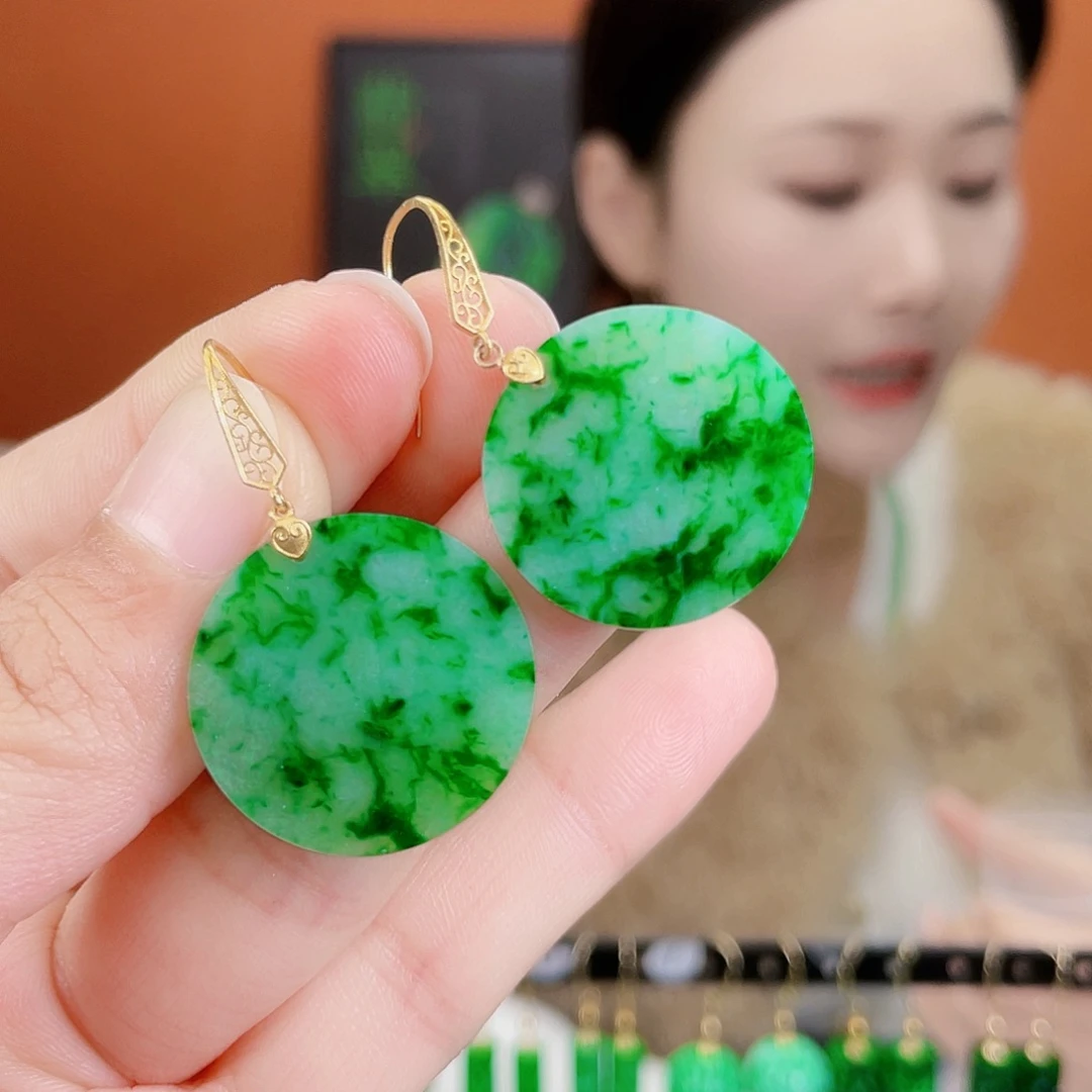 翡翠18K金镶嵌耳饰