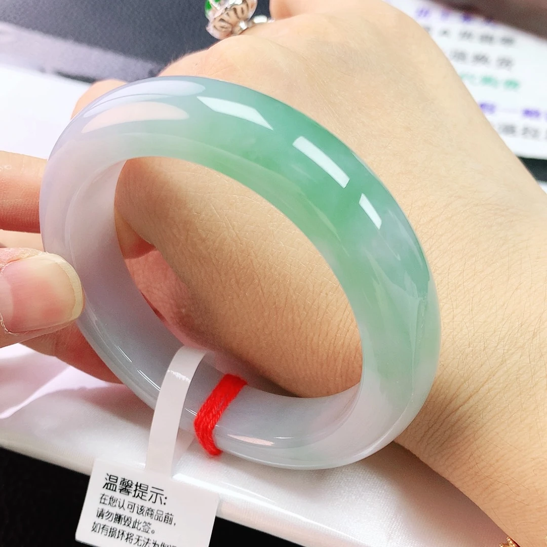 未镶嵌手镯翡翠53轮胎