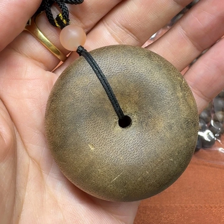 沉香吊坠馨安居沉香定制款