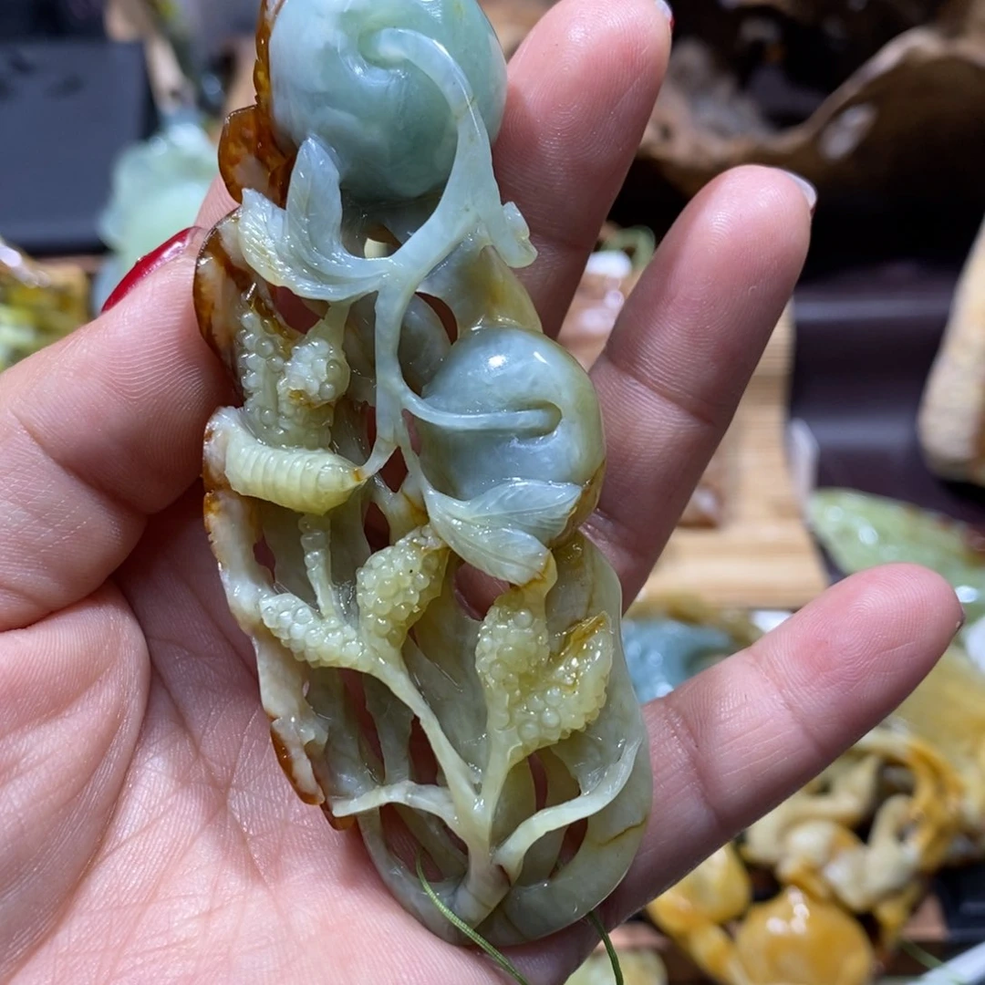 蛇纹石玉颈饰未镶嵌那****粑