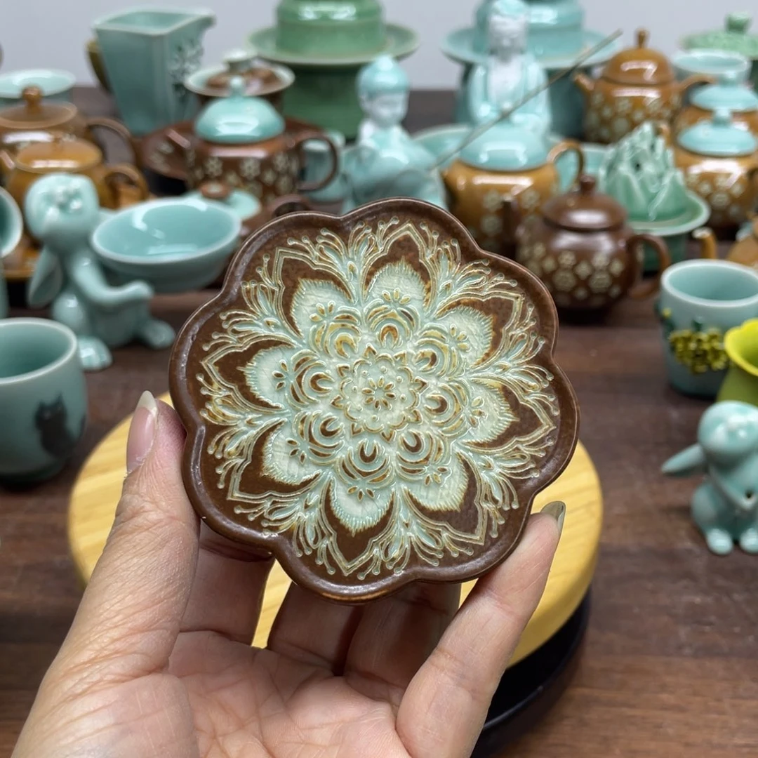 微瑕特价青瓷8厘米