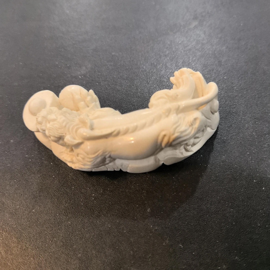 猛犸约67克雕刻件M5245