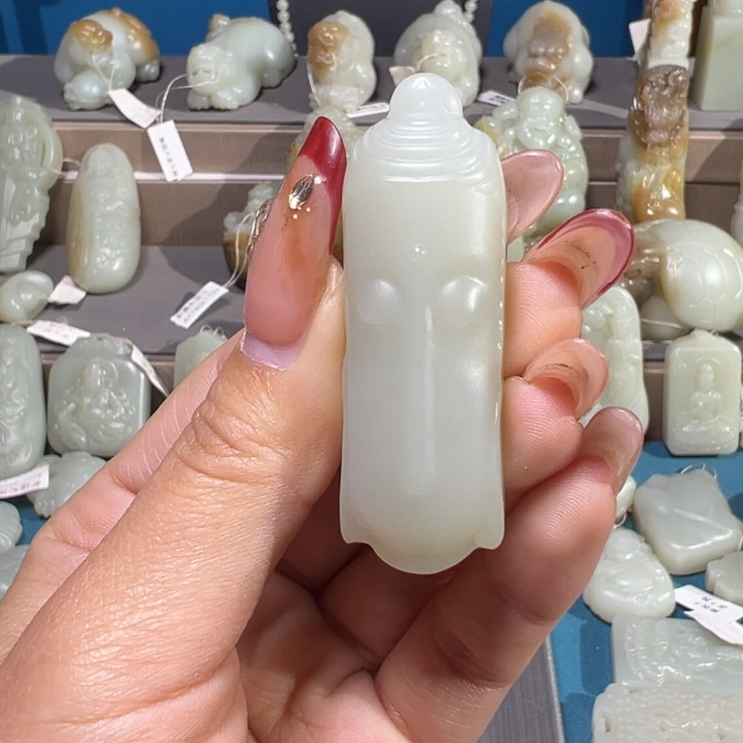 和田玉（糖玉）未镶嵌颈饰