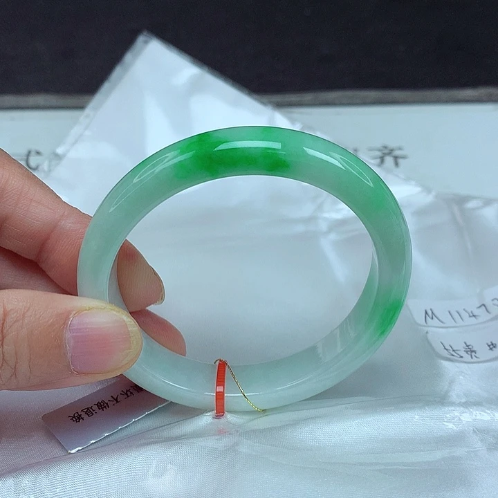 翡翠未镶嵌手镯55贵4787