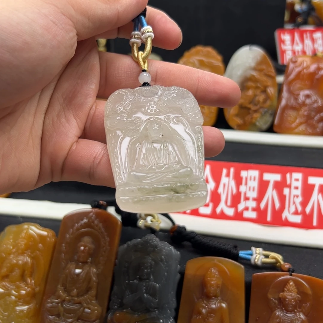未镶嵌石英质玉（黄龙玉）黄龙玉
