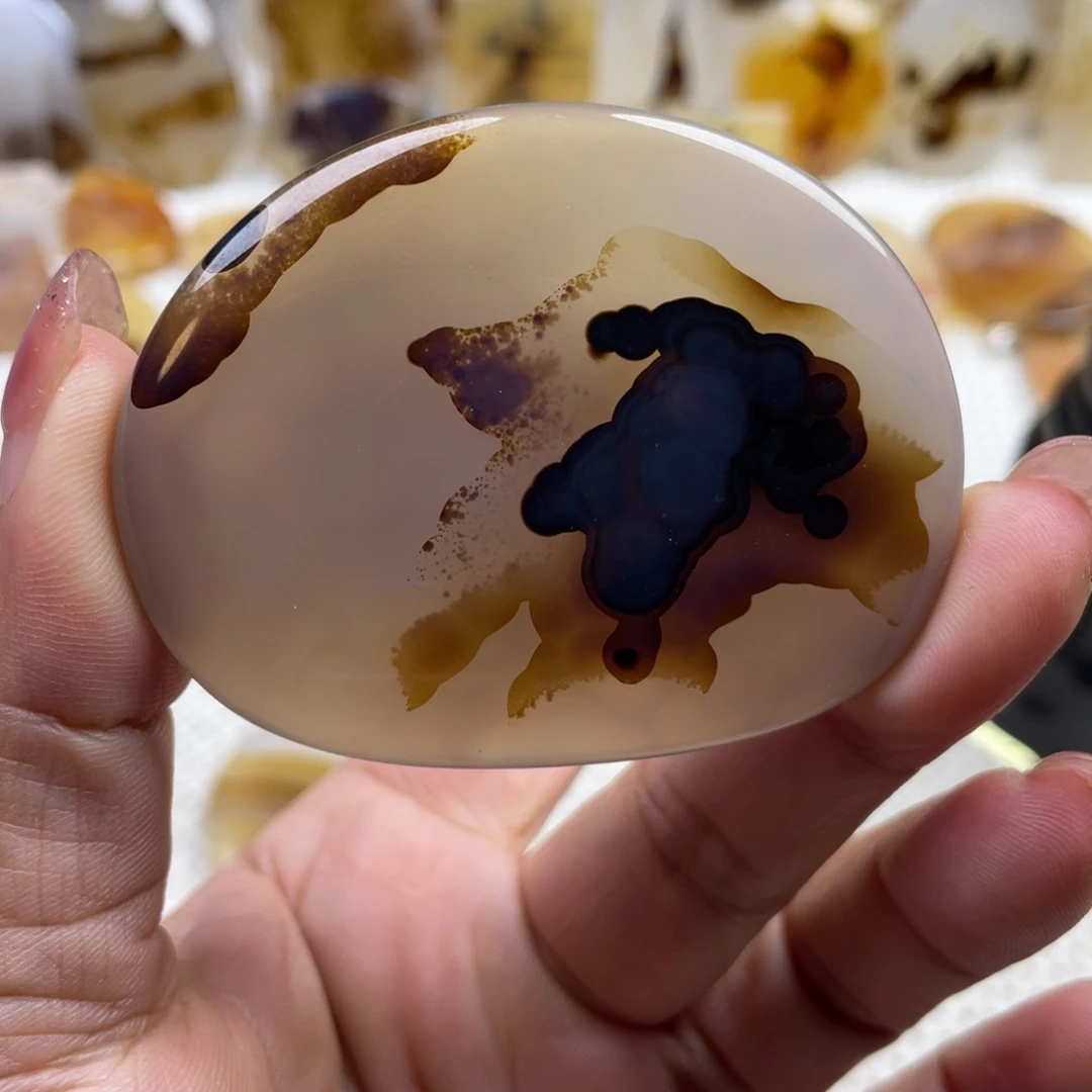 阿***斯玛瑙/玉髓未镶嵌颈饰