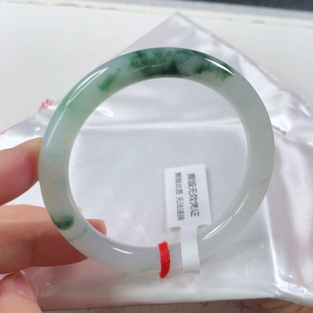 未镶嵌手镯（圆镯）翡翠284