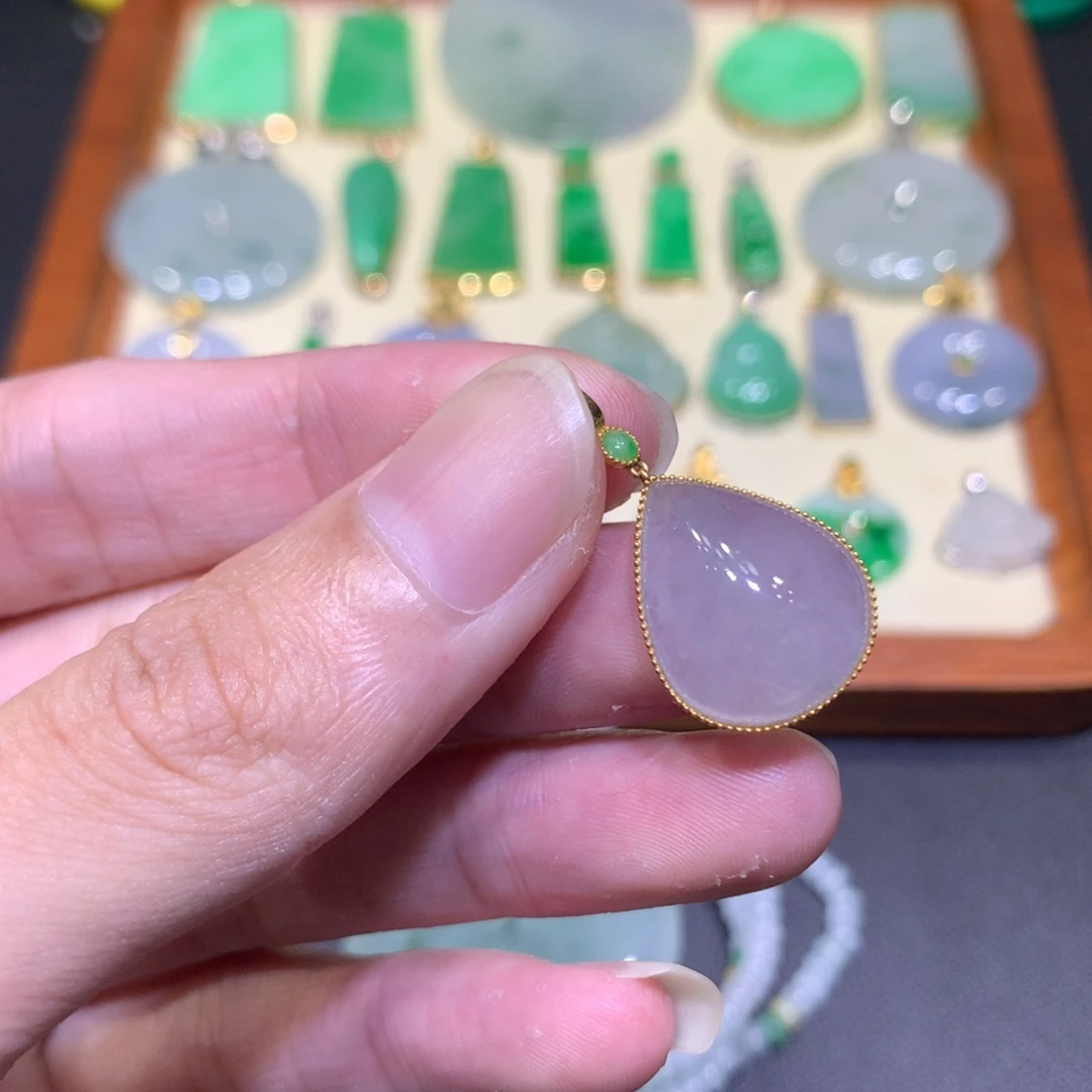 翡翠18K金镶嵌吊坠(不含链)