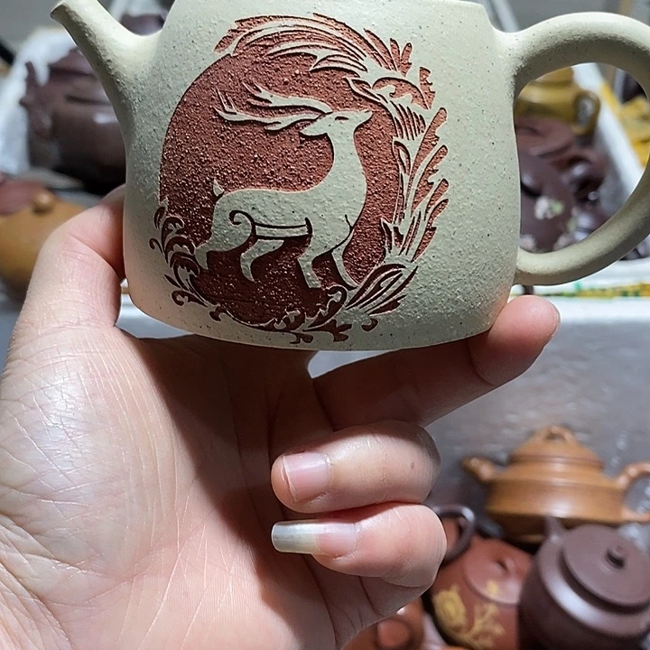 紫砂茶壶嘴跳砂微瑕