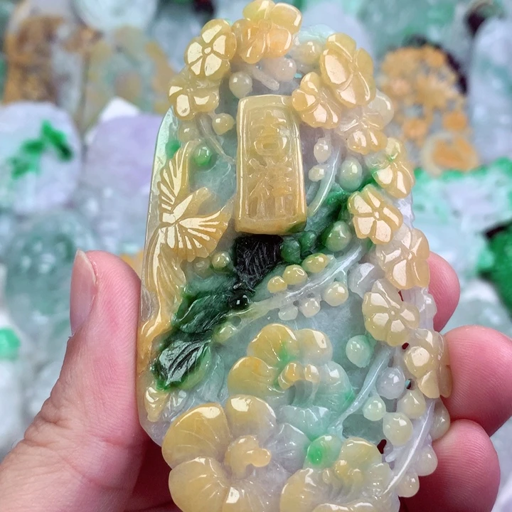 吊坠(不含链)未镶嵌翡翠